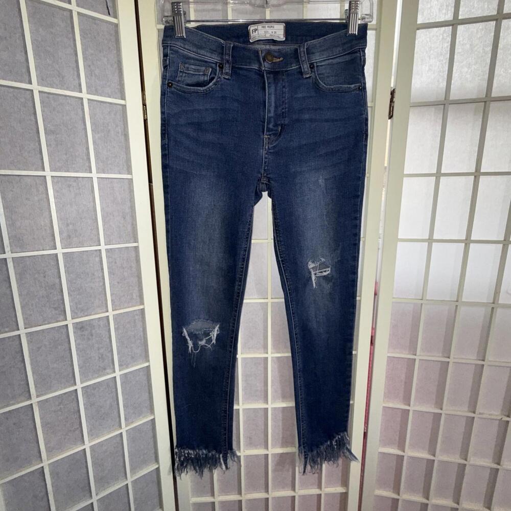 Free People Ripped‎ Fray Raw Hem Skinny Jeans 61855-16515125 Women's Size 25